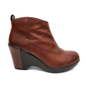 DANSKO Fawn Antique Wedge Boot